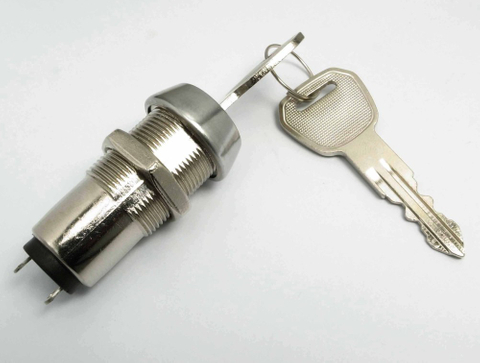 8212 Changeover Key Switch